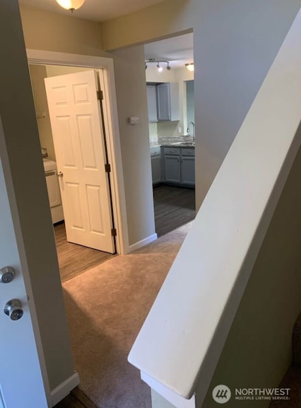 905 29th St SE Unit B, Auburn, WA 98002