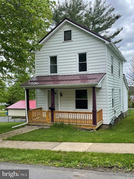 215 W 6th Ave, Clearfield, PA 16830