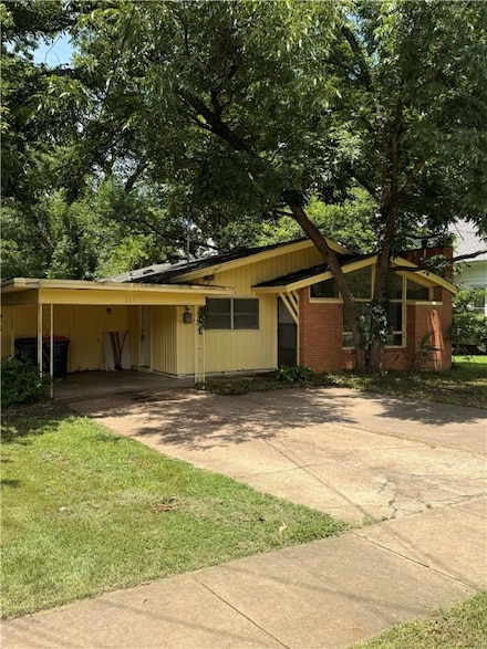 606 S Glenwood Ave, Russellville, AR 72801