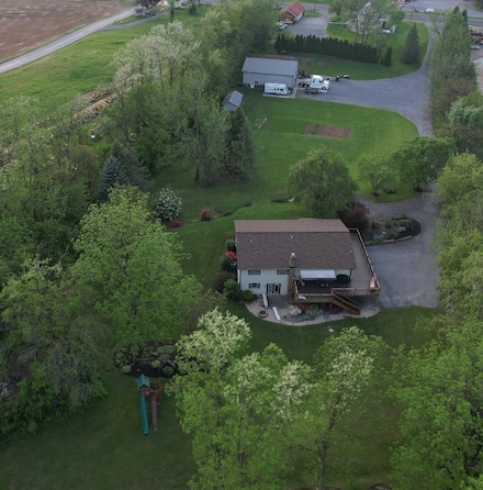 8976 Molly Pitcher Hwy, Shippensburg, PA 17257