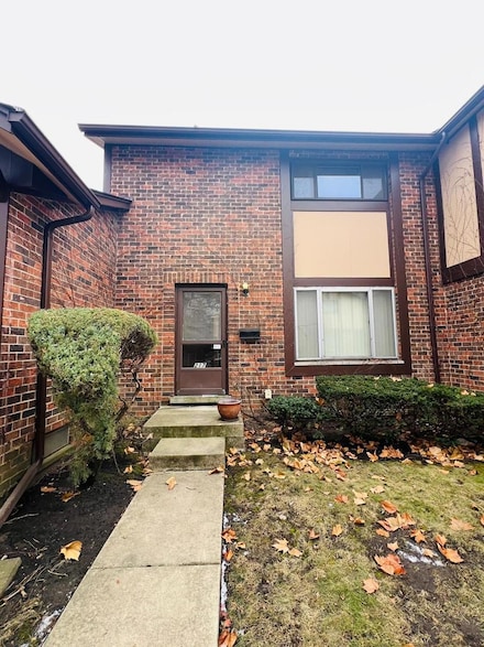 18W217 Standish Ln Unit 4, Villa Park, IL 60181
