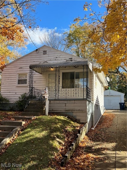 1191 Pitkin Ave, Akron, OH 44310