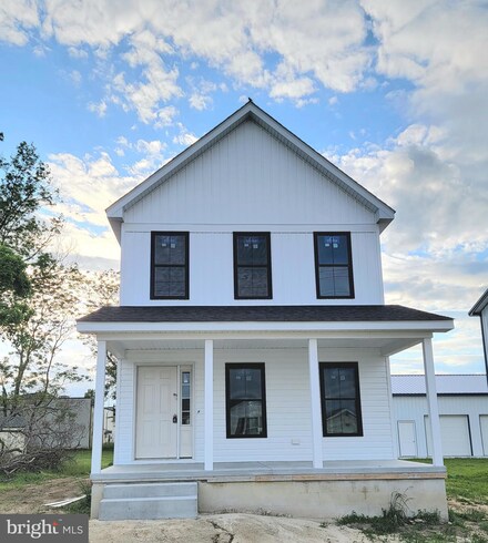 49 Sanford St, Felton, DE 19943
