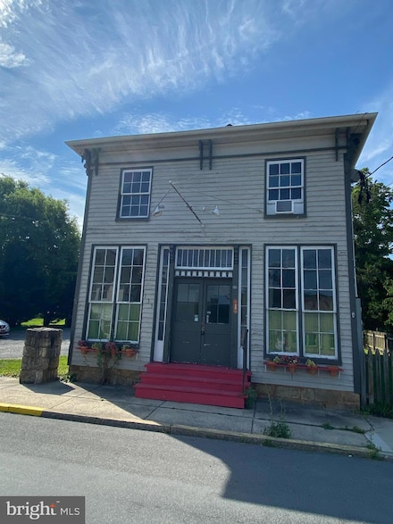 135 W Main St Unit 3, Wardensville, WV 26851