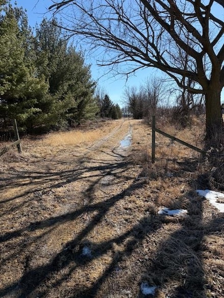 N6614 Ziebell Rd, Jefferson, WI 53549