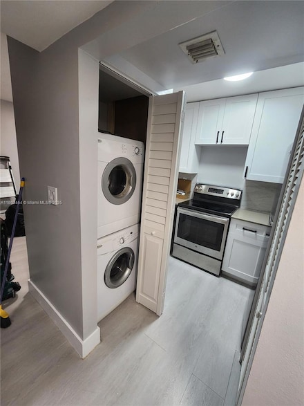 8145 NW 7th St Unit 320, Miami, FL 33126