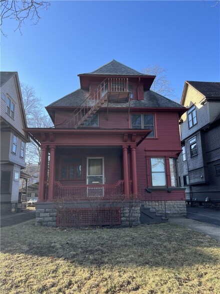 11 Birch Crescent, Rochester, NY 14607