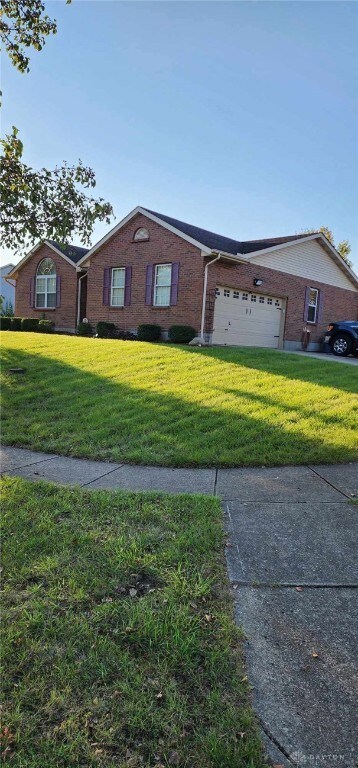 5386 Shady Meadows Dr, Hamilton, OH 45011