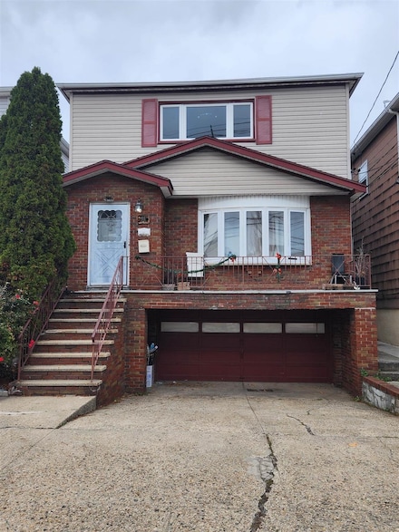 71 Linnet St Unit 2, Bayonne, NJ 07002