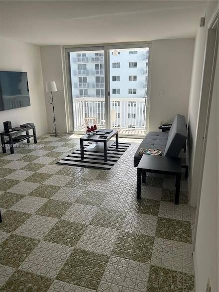 401 Ocean Dr Unit 810, Miami Beach, FL 33139