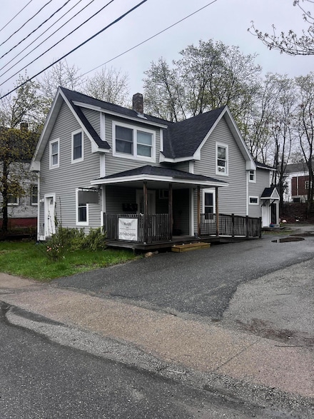 12 Hancock St, Ellsworth, ME 04605