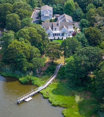 359 Santuit Rd, Barnstable, MA 02635