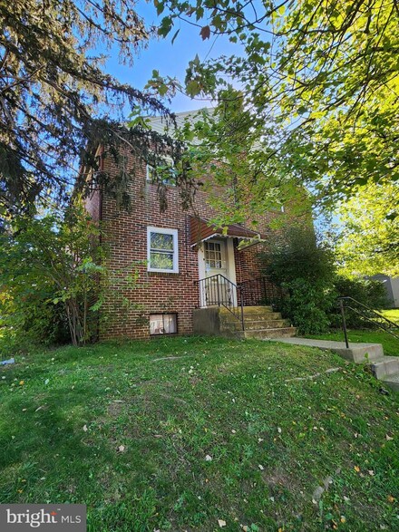 804 Hager St, Lancaster, PA 17603