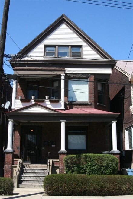 829 Maple Ave, Turtle Creek, PA 15145