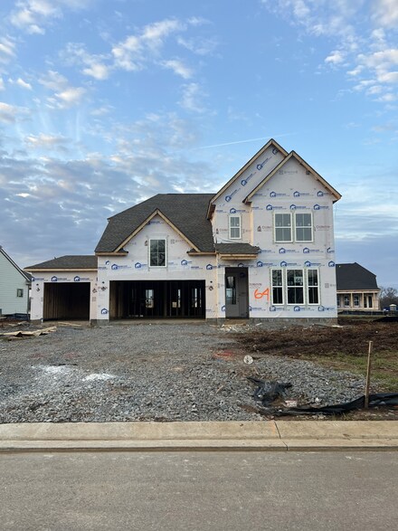 7646 Danswerk Dr, Murfreesboro, TN 37129