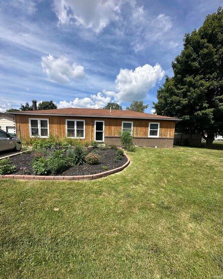 602 Carol Dr, Walton, IN 46994