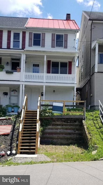 142 W Ruddle St, Coaldale, PA 18218
