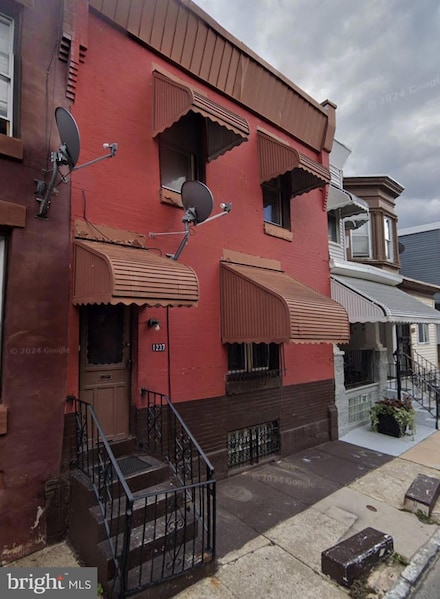 1237 N Newkirk St, Philadelphia, PA 19121