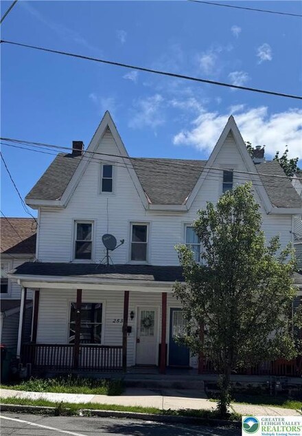253 N 2nd St, Lehighton, PA 18235