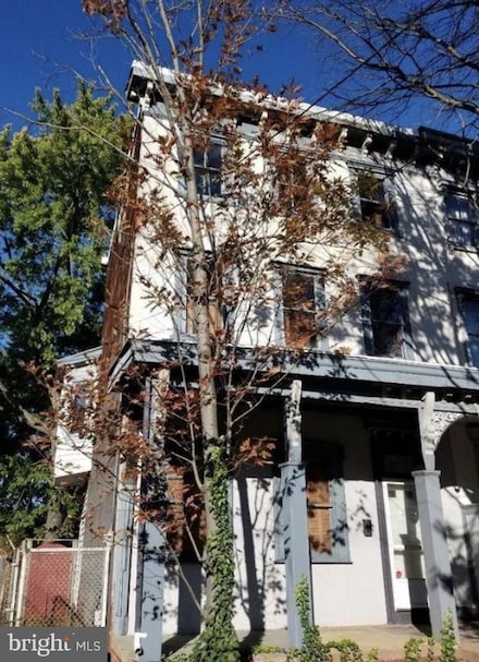 317 N 2nd St, Camden, NJ 08102