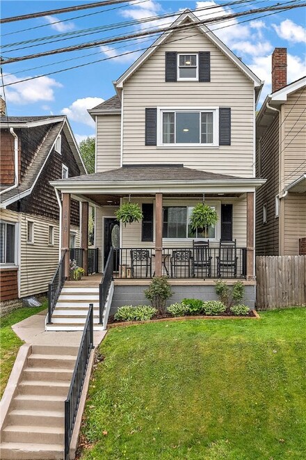 1410 Vance Ave, Coraopolis, PA 15108