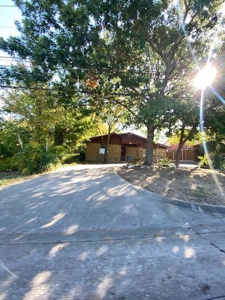 9800 N County Rd, Frisco, TX 75033