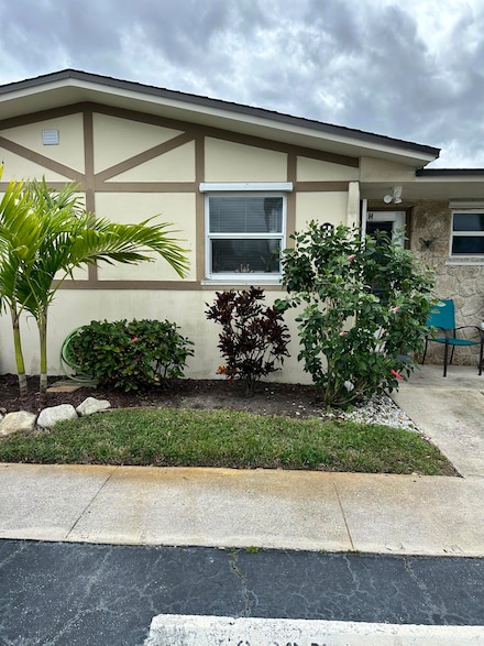 2847 Ashley Dr W Unit H, West Palm Beach, FL 33415