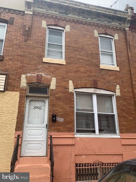 3902 N Darien St, Philadelphia, PA 19140