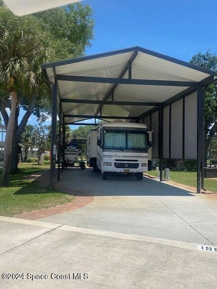 1995 Payne Stewart Dr Unit 204, Titusville, FL 32796