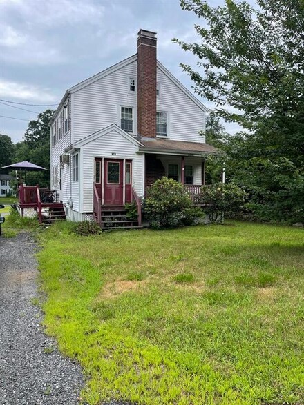 474 Greenville Rd, North Smithfield, RI 02896