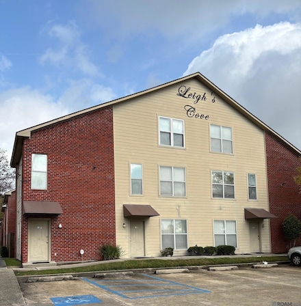 5167 Etta St Unit 9E, Baton Rouge, LA 70820