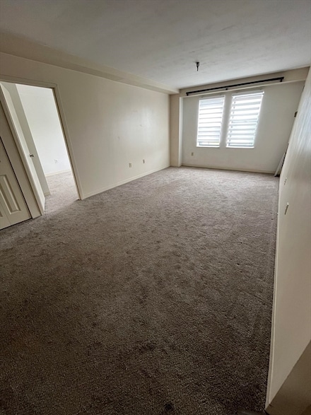 750 Davol St Unit 119, Fall River, MA 02720