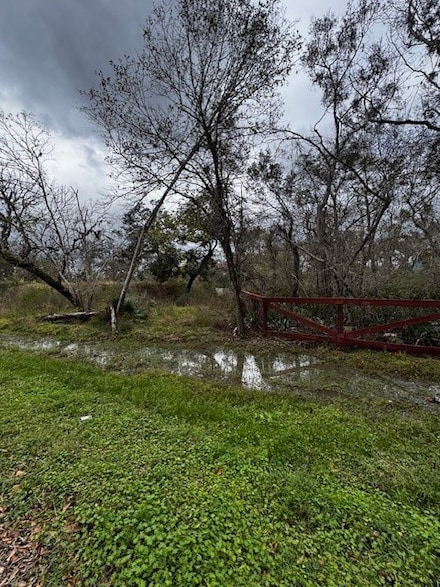 244 Rabbit Trail, Lake Jackson, TX 77566