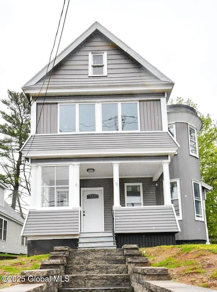 352 Mohawk Ave, Schenectady, NY 12302