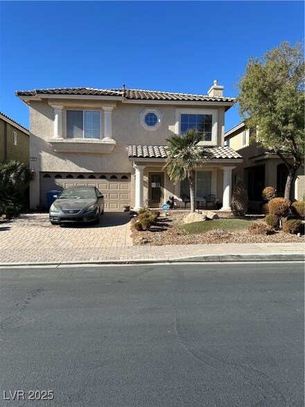 10921 Calcedonian St, Las Vegas, NV 89141
