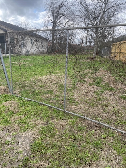 0 Kirk St, Houston, TX 77026