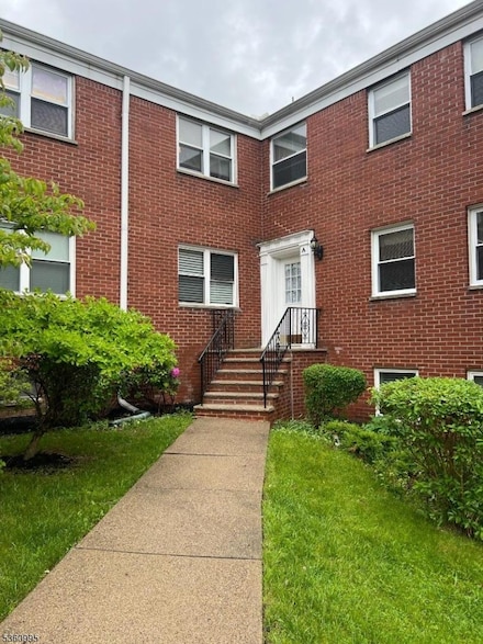 284 Claremont Ave Unit A6, Verona, NJ 07044