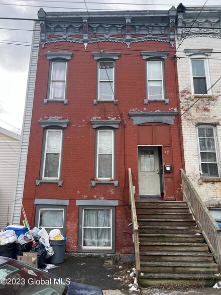12 Albany St, Albany, NY 12204