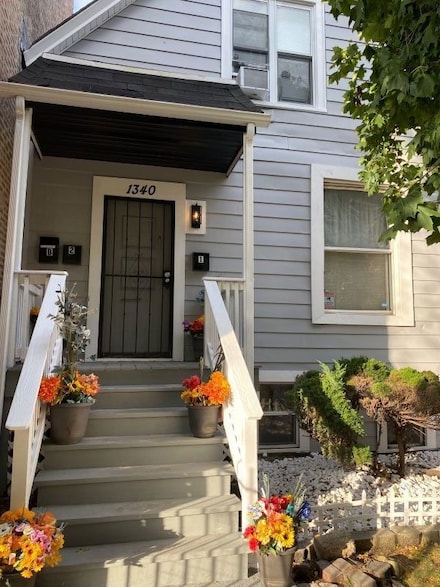 1340 E 76th St Unit 2, Chicago, IL 60619