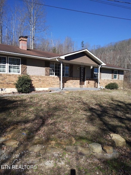 1359 Ditney Trail, Pioneer, TN 37847