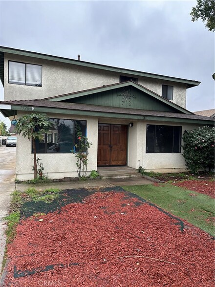 1326 W 163rd St, Gardena, CA 90247