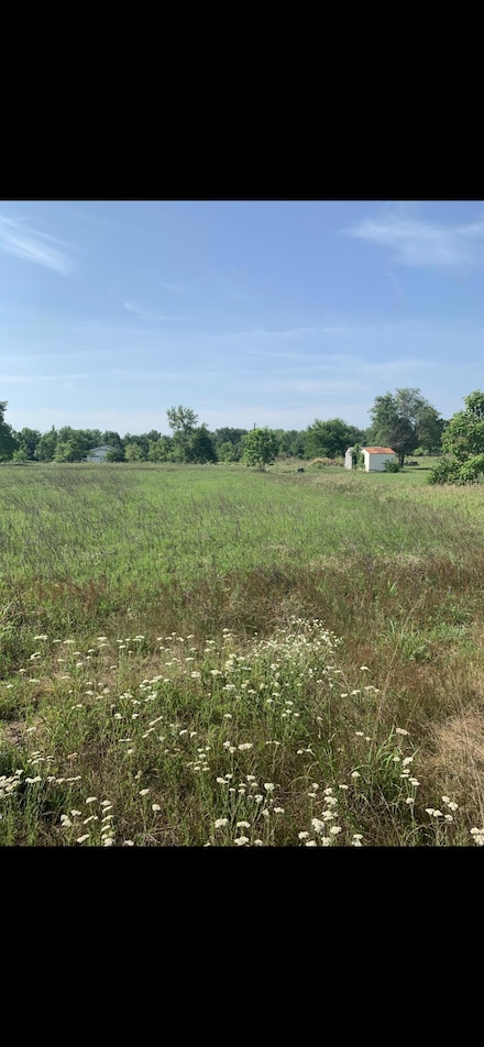 800 N Lake, Monterey, IN 46960