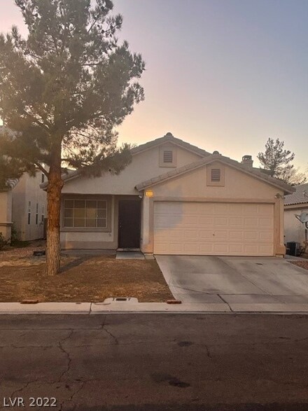 4511 Sparwood Dr, Las Vegas, NV 89147