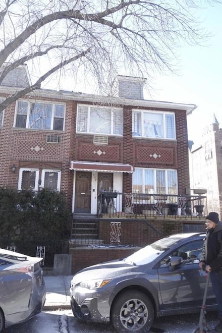 902 46th St, Brooklyn, NY 11219