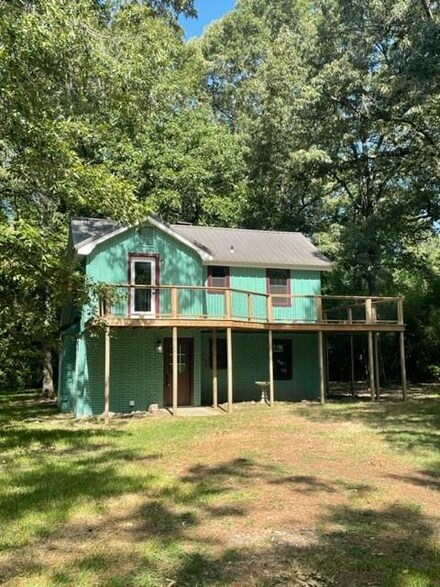109 Grand Ave, Broken Bow, OK 74728