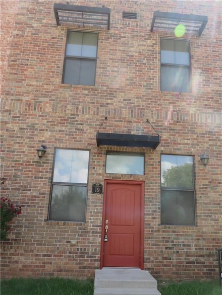 375 Triad Village Dr Unit 19, Norman, OK 73071