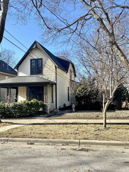 616 Perrin Ave, Lafayette, IN 47904