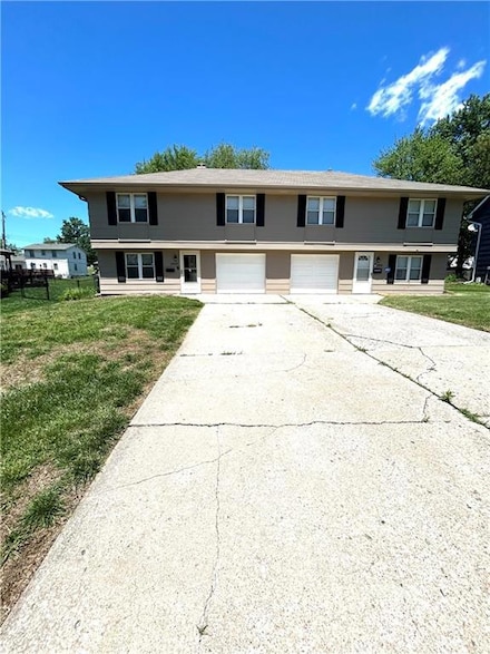 3408 NE 67th St, Kansas City, MO 64119