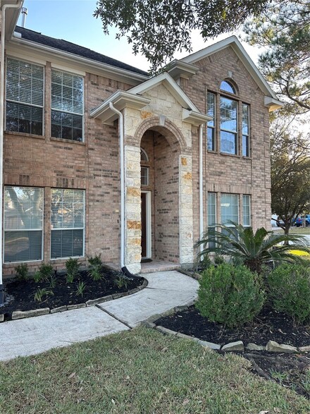 3010 Rustic Gardens Dr, Spring, TX 77386