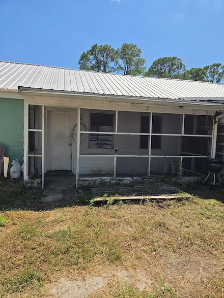 10 W Pine St Unit 3, Lanark Village, FL 32323